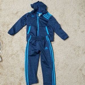 Adidas boy tracksuit size 3T